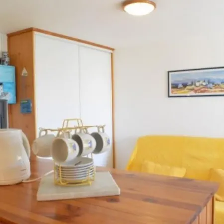 Apartment A Deux Pas De La *